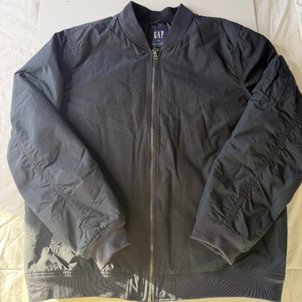 GAP men's black bomber jacket size XL